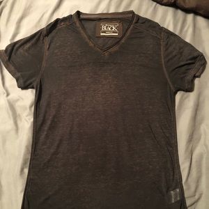 Buckle Black Brown V-Neck T-Shirt